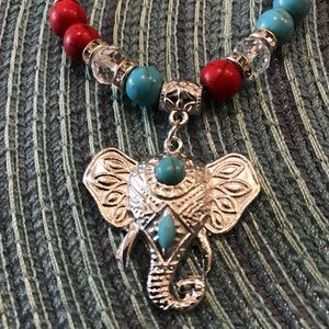 NEW - Beautiful elephant good luck charm bracelet